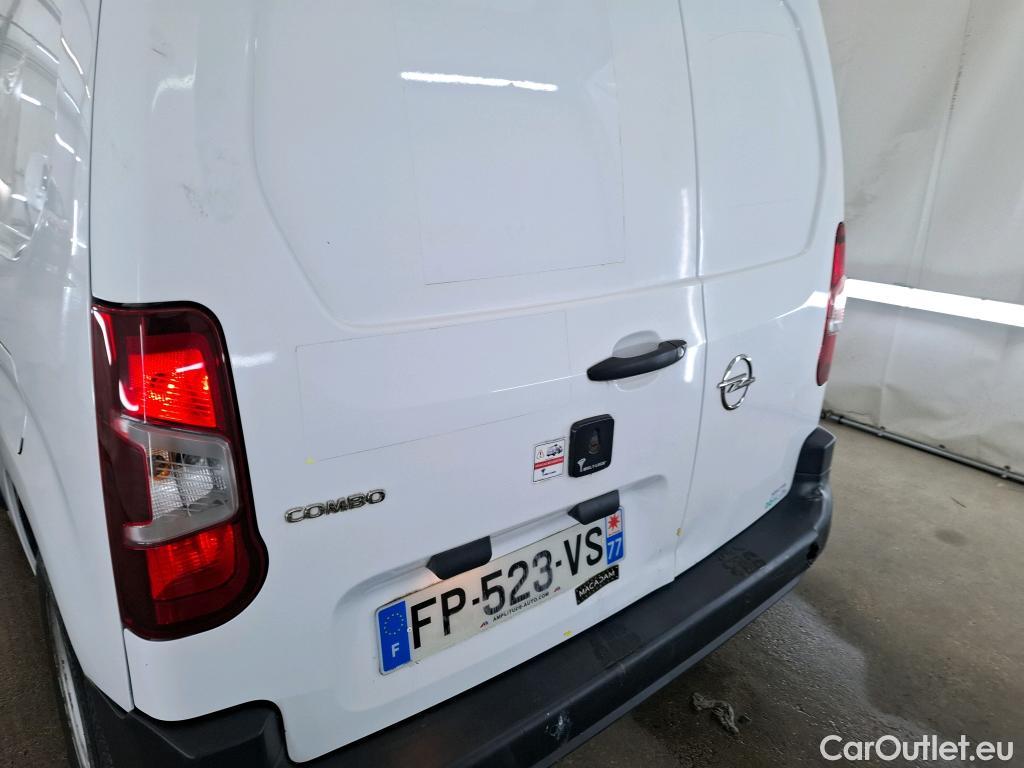  Opel  Combo OPEL  / 2018 / 4P / Fourgonnette 1.5 diesel 100chL1H1/stand CARGO PACK C #8