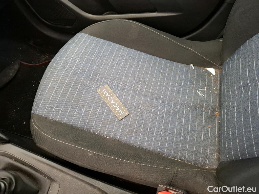  Peugeot  208  Premium 1.5 HDi 100CV BVM6 E6d #33