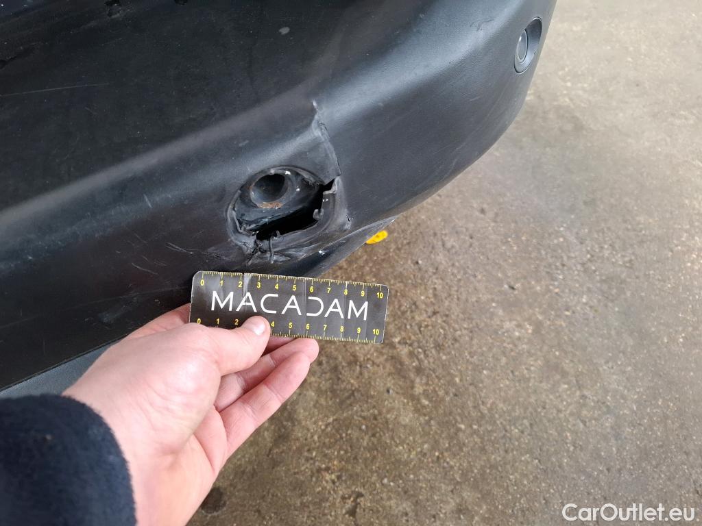  Opel  Combo OPEL  / 2018 / 4P / Fourgonnette 1.5 diesel 100chL1H1/stand CARGO PACK C #49