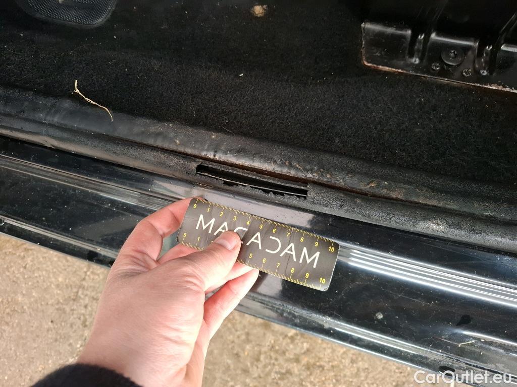  Citroen  Berlingo CITROEN  VU 3p Fourgonnette HDi 75 Club 2 places Court #17