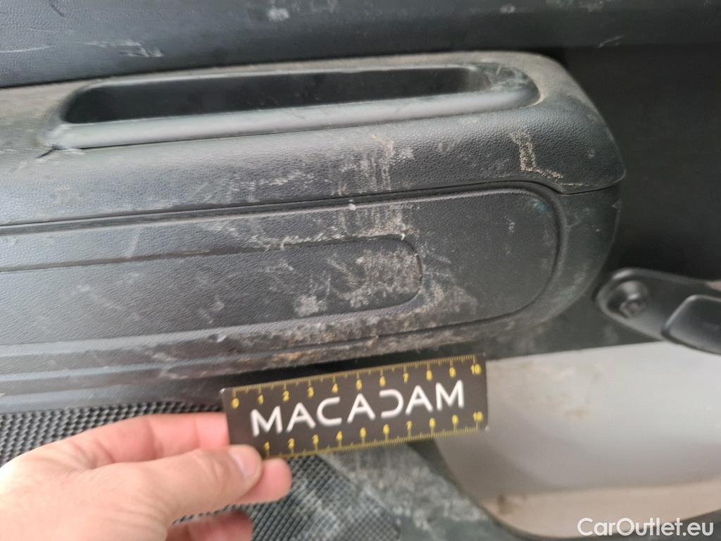  Citroen  C3  Société Feel 1.5 BlueHDI 100CV BVM5 E6dT #35