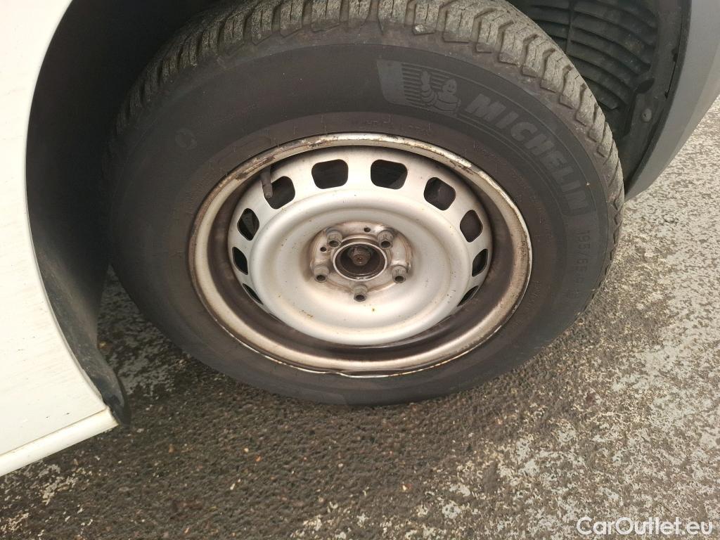  Citroen  Berlingo  Fourgon Club M 650 1.5 BlueHDi 75CV BVM5 E6dT #32