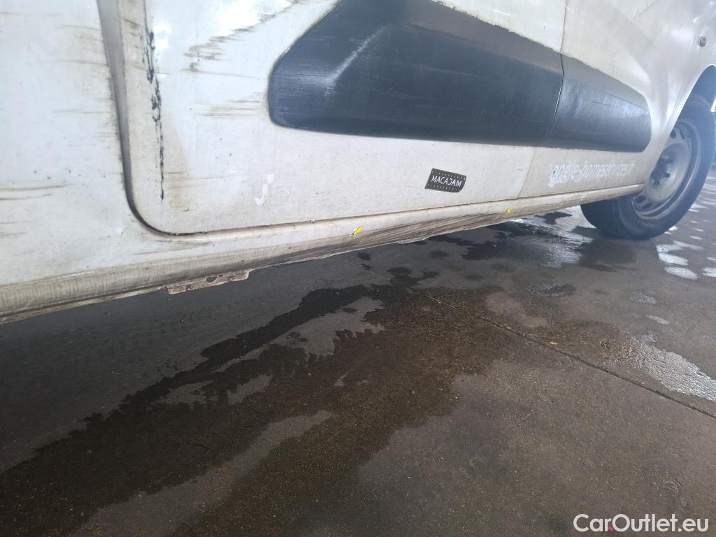  Citroen  Berlingo  Fourgon Club XL 950 1.5 BlueHDi 100CV BVM5 E6dT #17