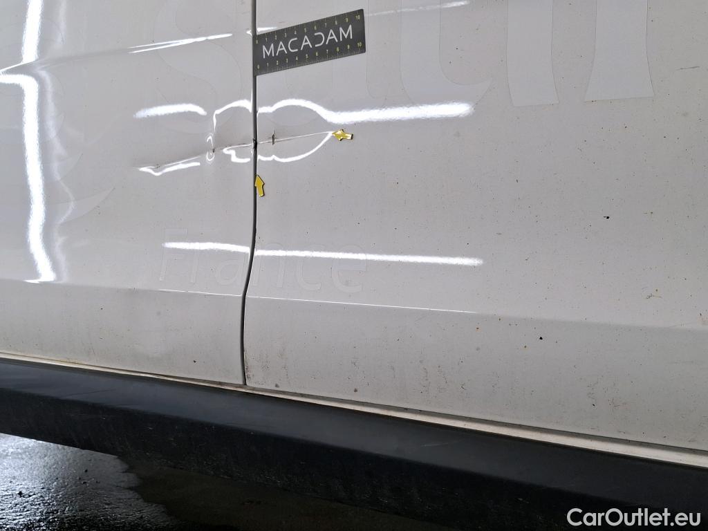  Citroen  C3  Société Feel 1.5 BlueHDI 100CV BVM5 E6dT #15