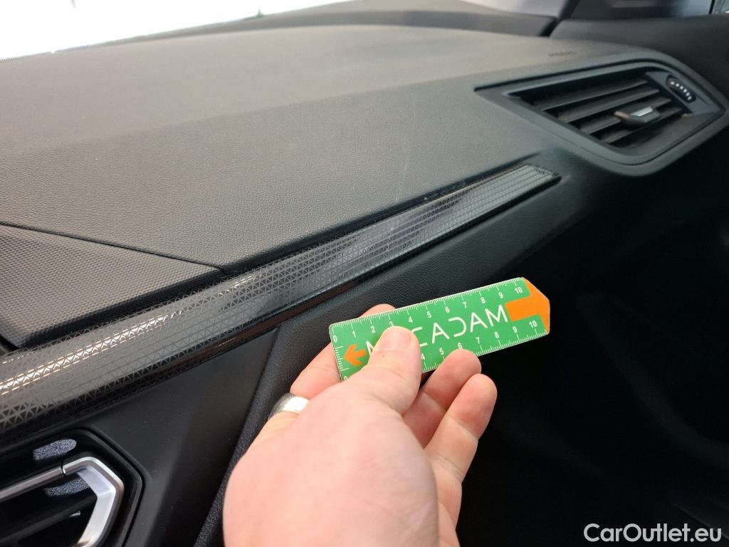  Bmw  Serie 2 BMW Série 2 Gran Coupé / 2019 / 4P / Berline 218I AUTO Business Design #24