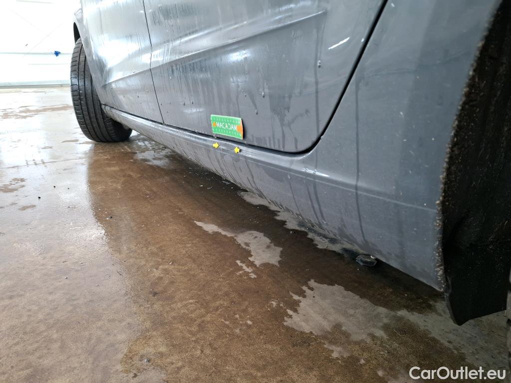  Audi  A3 AUDI  Sportback / 2016 / 5P / Berline 35 TDI 150 S TRONIC BUSINESS LINE #6