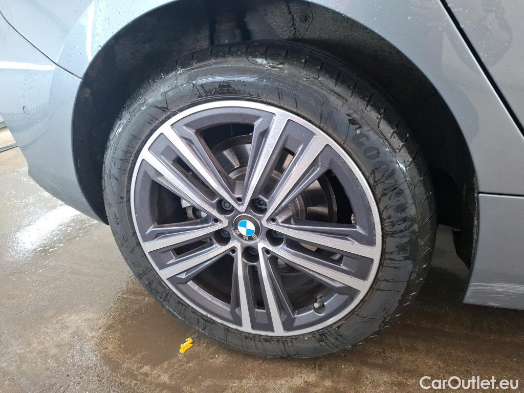  Bmw  Serie 1 BMW Série 1 / 2019 / 5P / Berline 1.5 116I Business Design #27