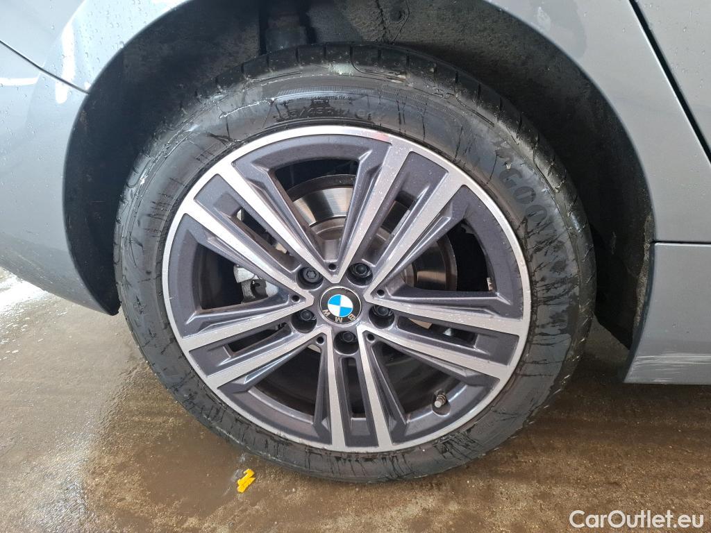  Bmw  Serie 1 BMW Série 1 / 2019 / 5P / Berline 1.5 116I Business Design #28