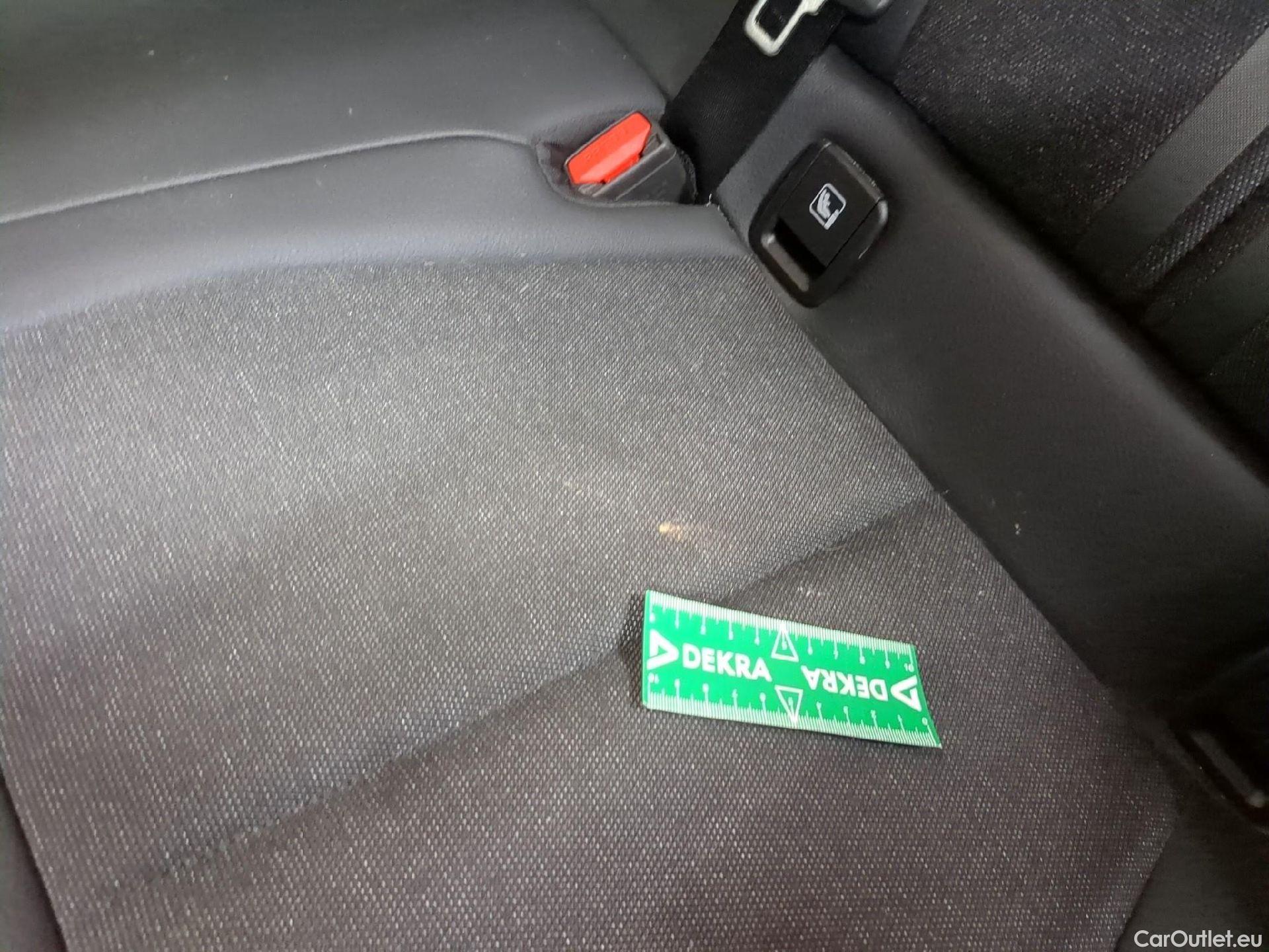  Bmw  Serie 1 Série 1 Berline 118 i Edition Sport 1.5 135CV BVA7 E6d #5