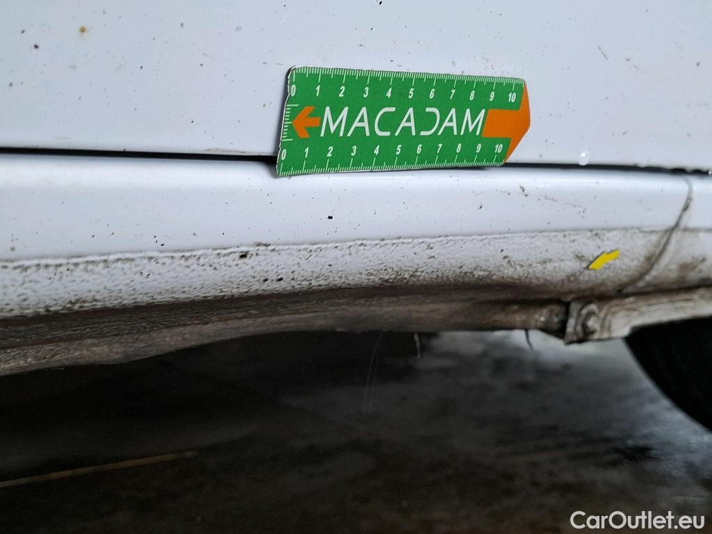  Renault  Kangoo RENAULT  Express / 2013 / 4P / Fourgonnette Extra R-Link - Blue dCi 95 #9