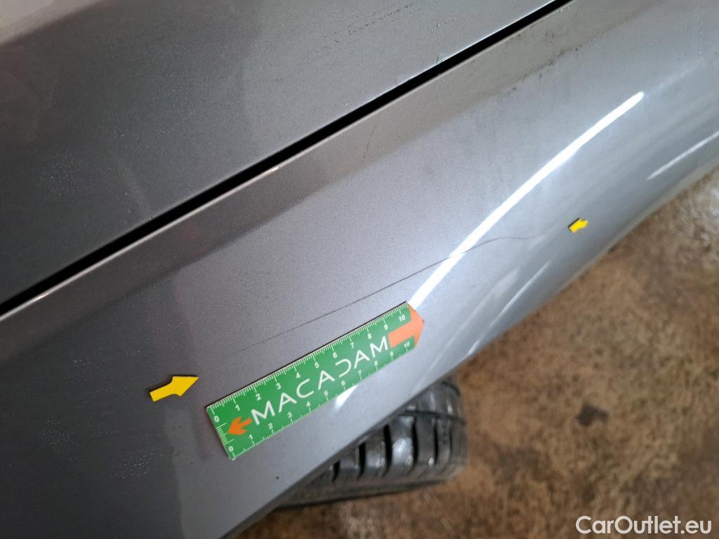  Bmw  Serie 1 BMW Série 1 / 2019 / 5P / Berline 116i DKG7 Business Design #2