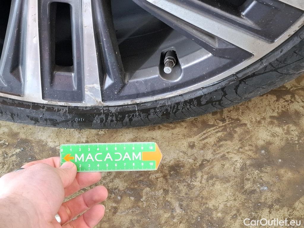  Bmw  Serie 2 BMW Série 2 Gran Coupé / 2019 / 4P / Berline 218I AUTO Business Design #17