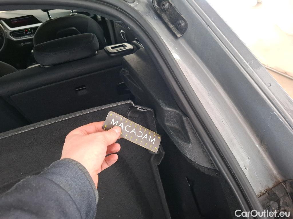  Bmw  Serie 1 BMW Série 1 / 2019 / 5P / Berline 1.5 116I Business Design #46