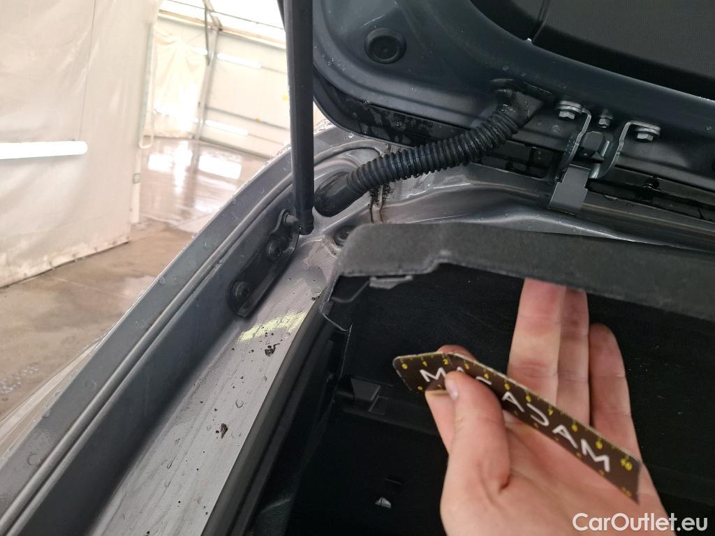  Bmw  Serie 1 BMW Série 1 / 2019 / 5P / Berline 1.5 116I Business Design #43