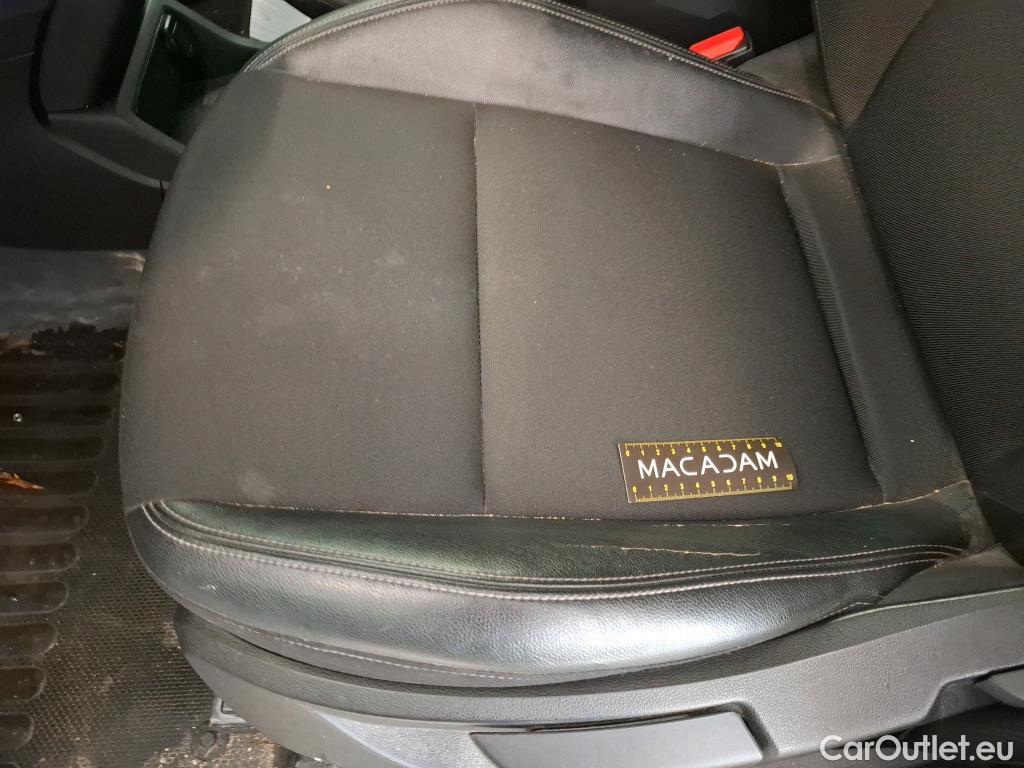  Renault  Kangoo RENAULT  / 2021 / 4P / Fourgonnette GD CONFORT - BLUE DCI 75 #21