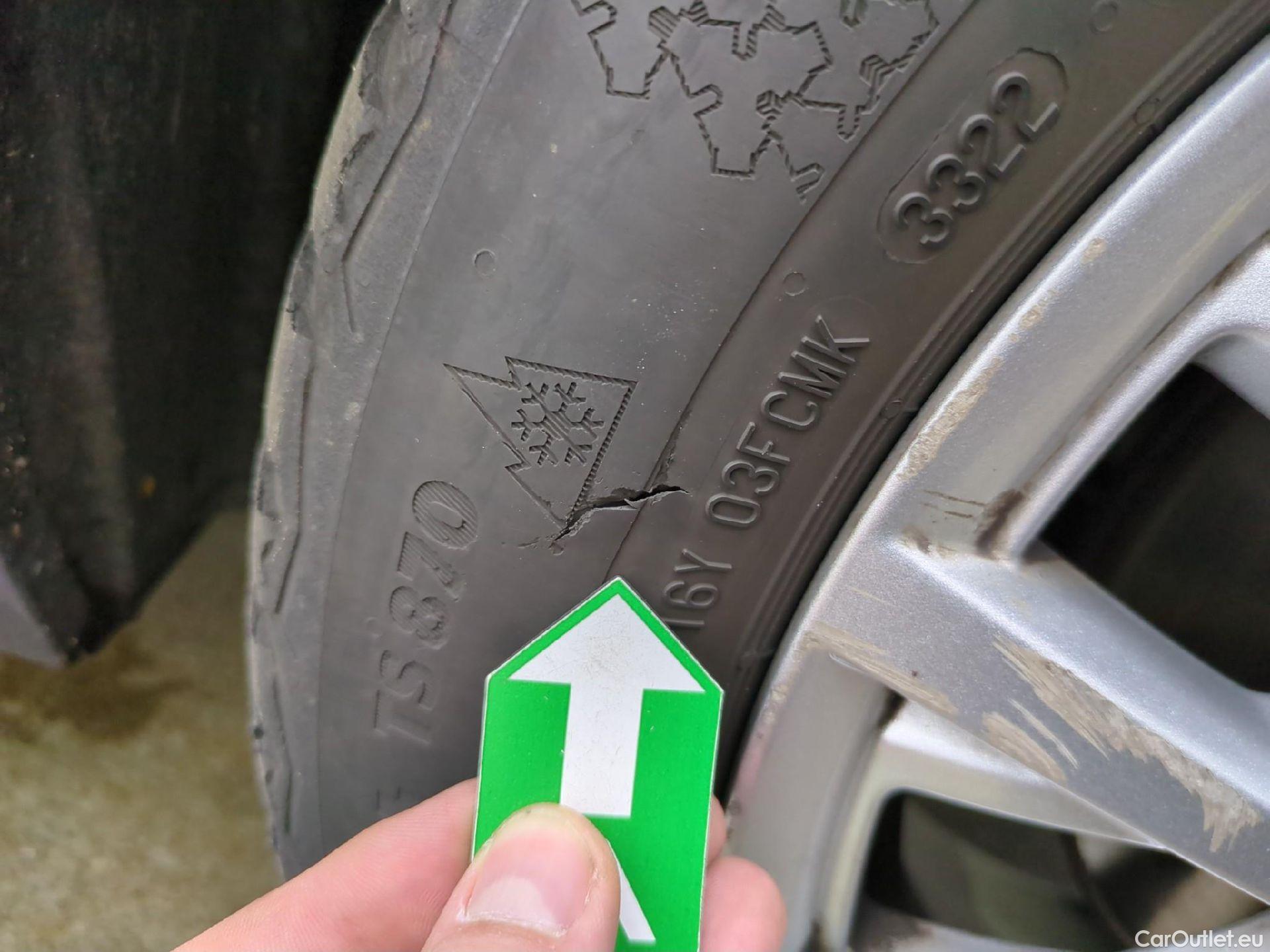  Fiat  500 FIAT  / 2015 / 3P / Berline Hybrid 1.0 BSG 70 ch Dolcevita #10