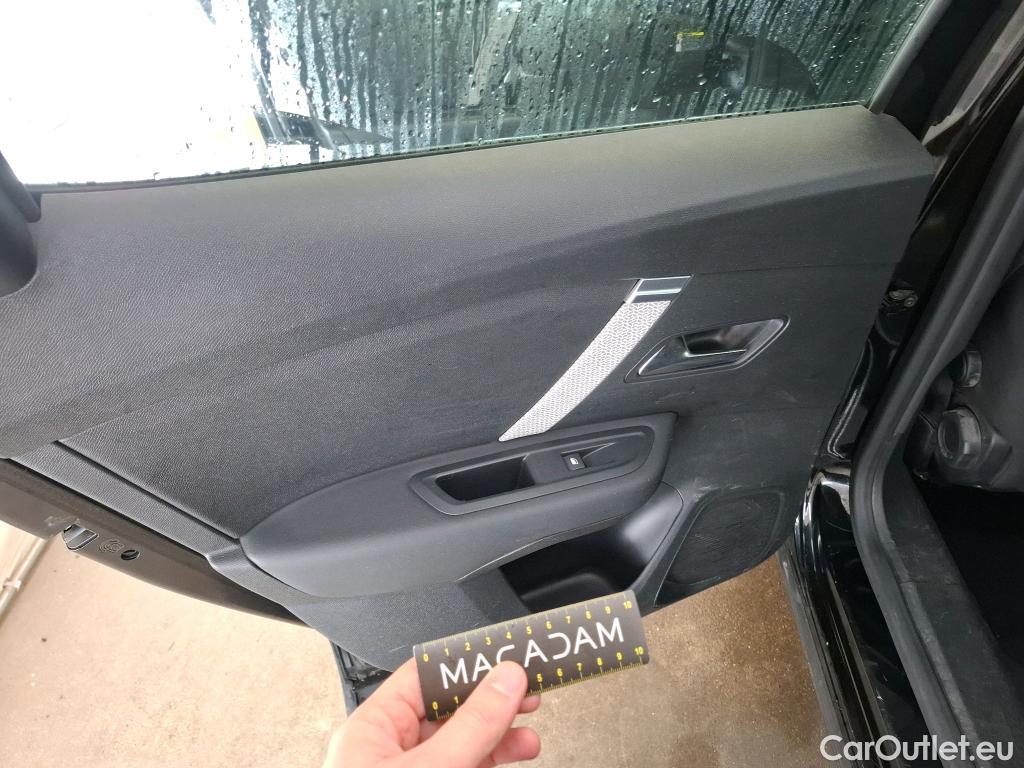  Citroen  C4 CITROEN  X / 2022 / 4P / Berline PureTech 130 S&S EAT8 Feel Pack #5