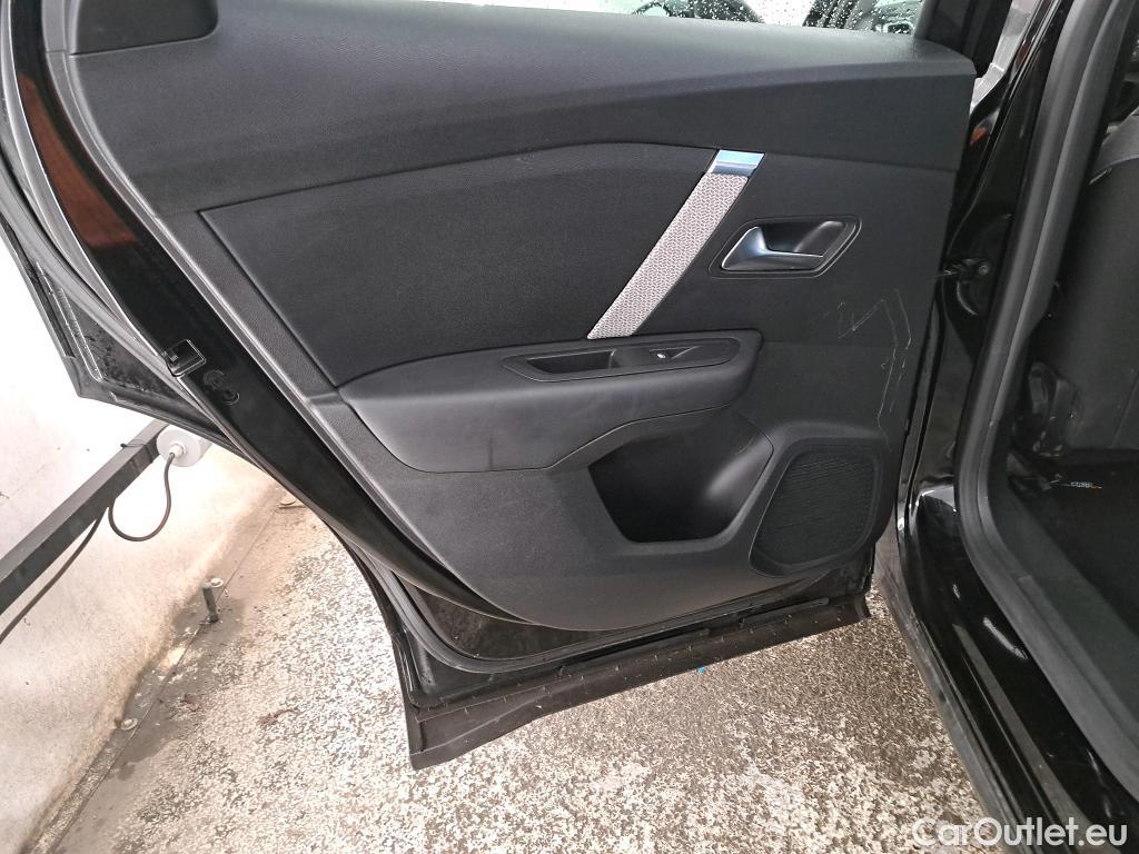  Citroen  C4 CITROEN  X / 2022 / 4P / Berline PureTech 130 S&S EAT8 Feel Pack #6