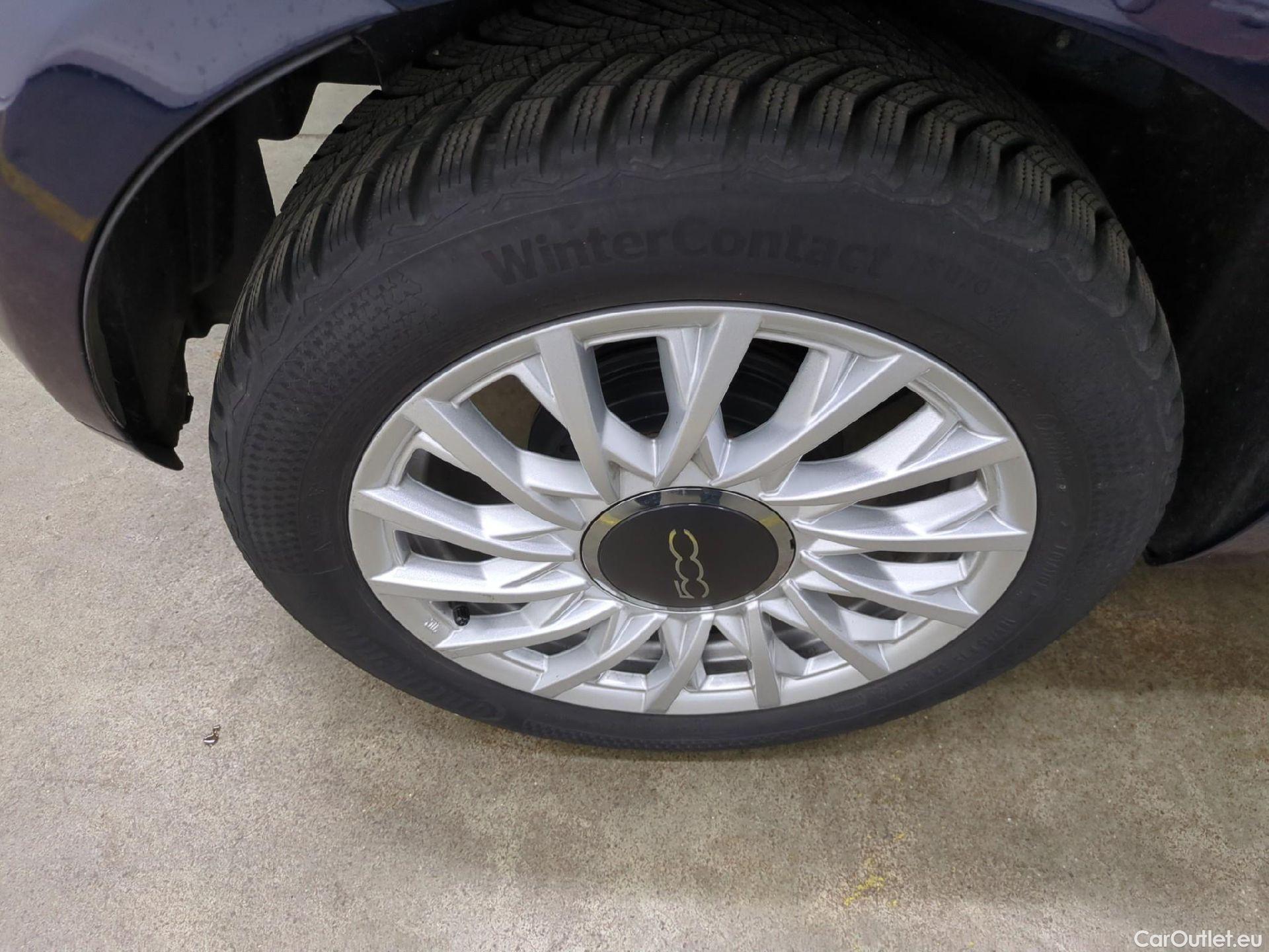  Fiat  500 FIAT  / 2015 / 3P / Berline Hybrid 1.0 BSG 70 ch Dolcevita #24