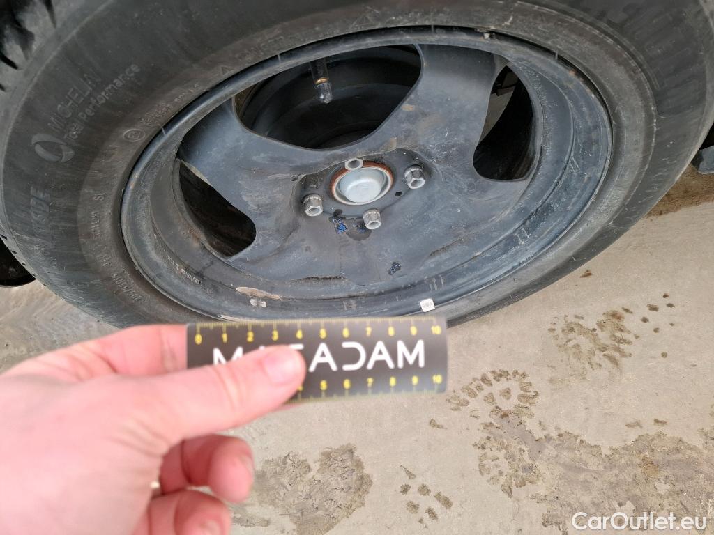  Citroen  C3 CITROEN  / 2020 / 5P / Berline PureTech 83 S&S BVM Feel Pack #14