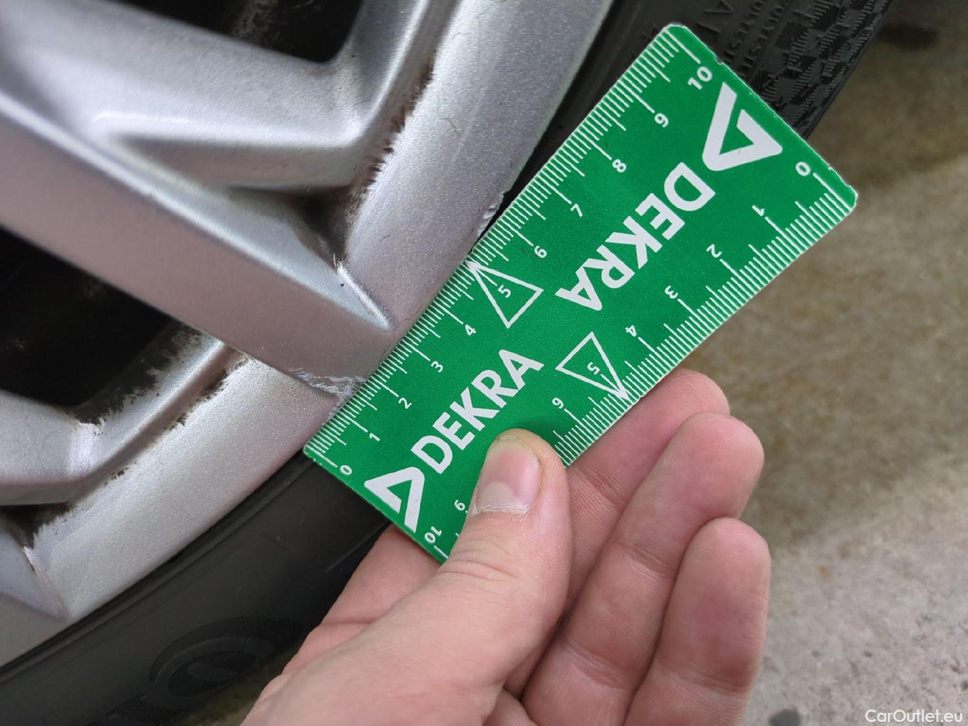  Fiat  500 FIAT  / 2015 / 3P / Berline Hybrid 1.0 BSG 70 ch Dolcevita #22