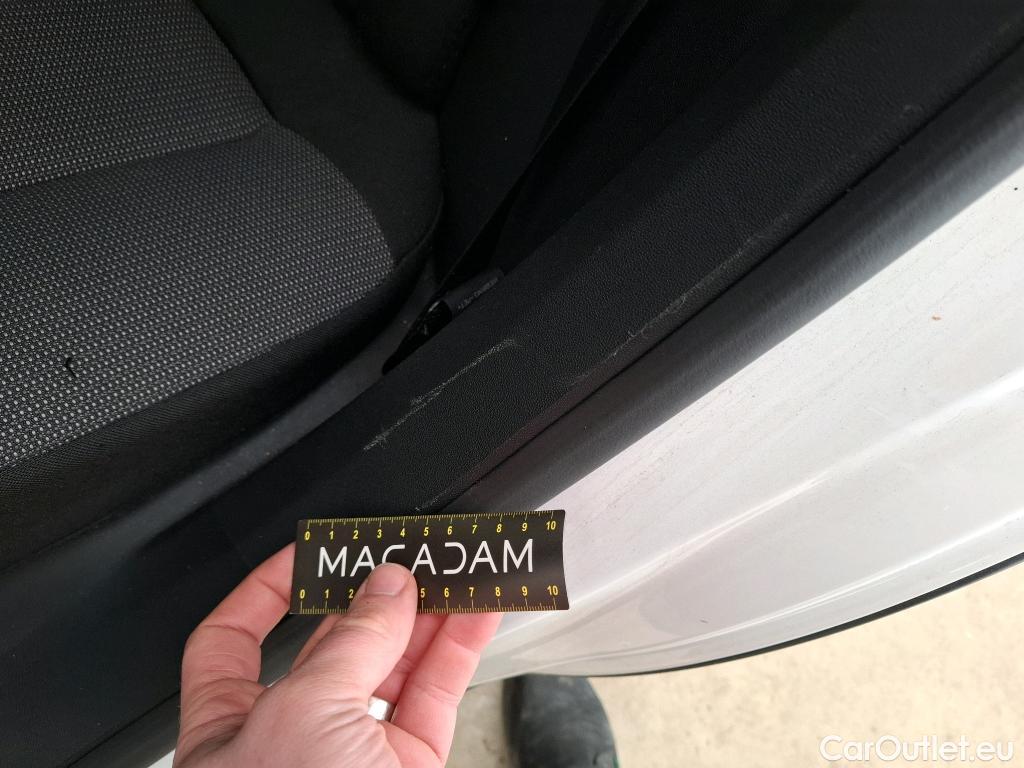  Citroen  C3 CITROEN  / 2020 / 5P / Berline PureTech 83 S&S BVM Feel Pack #6