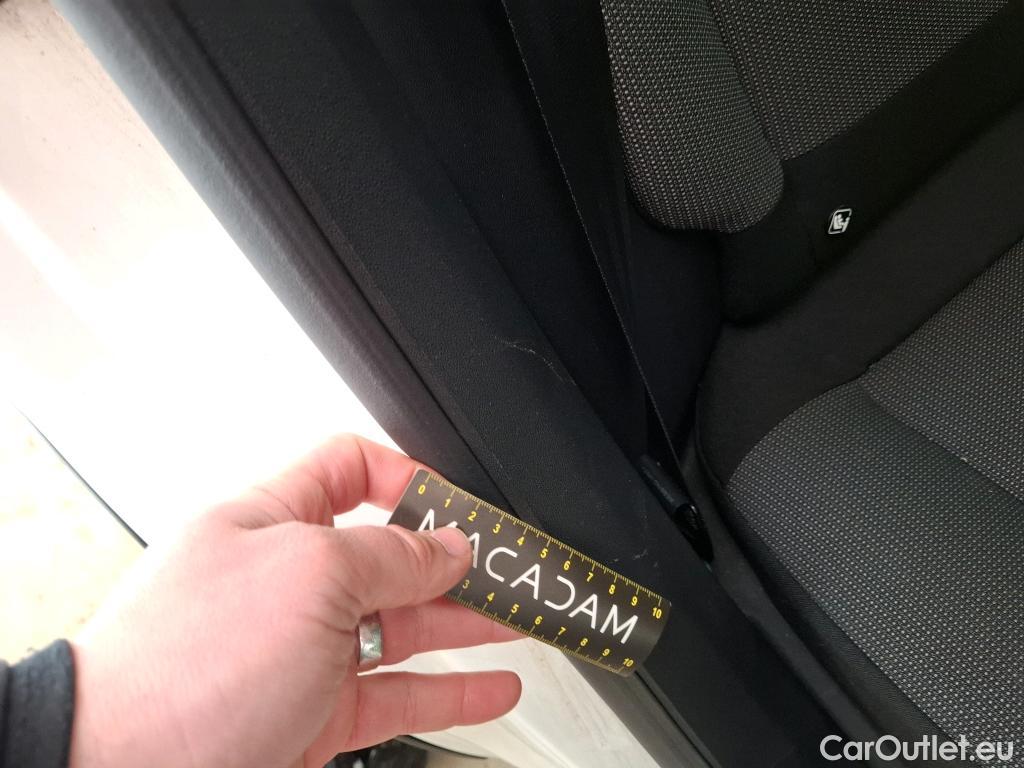  Citroen  C3 CITROEN  / 2020 / 5P / Berline PureTech 83 S&S BVM Feel Pack #9