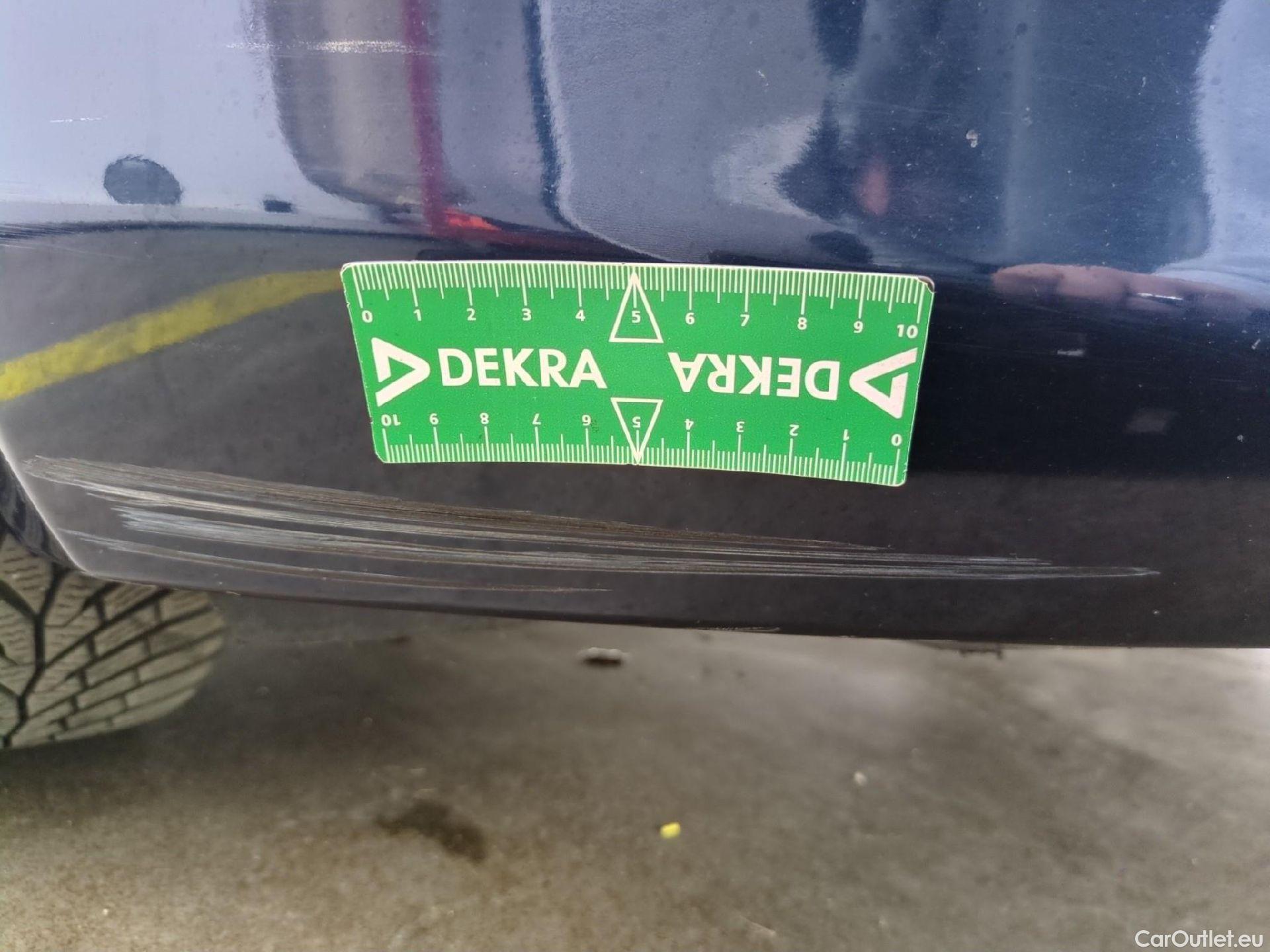  Fiat  500 FIAT  / 2015 / 3P / Berline Hybrid 1.0 BSG 70 ch Dolcevita #31