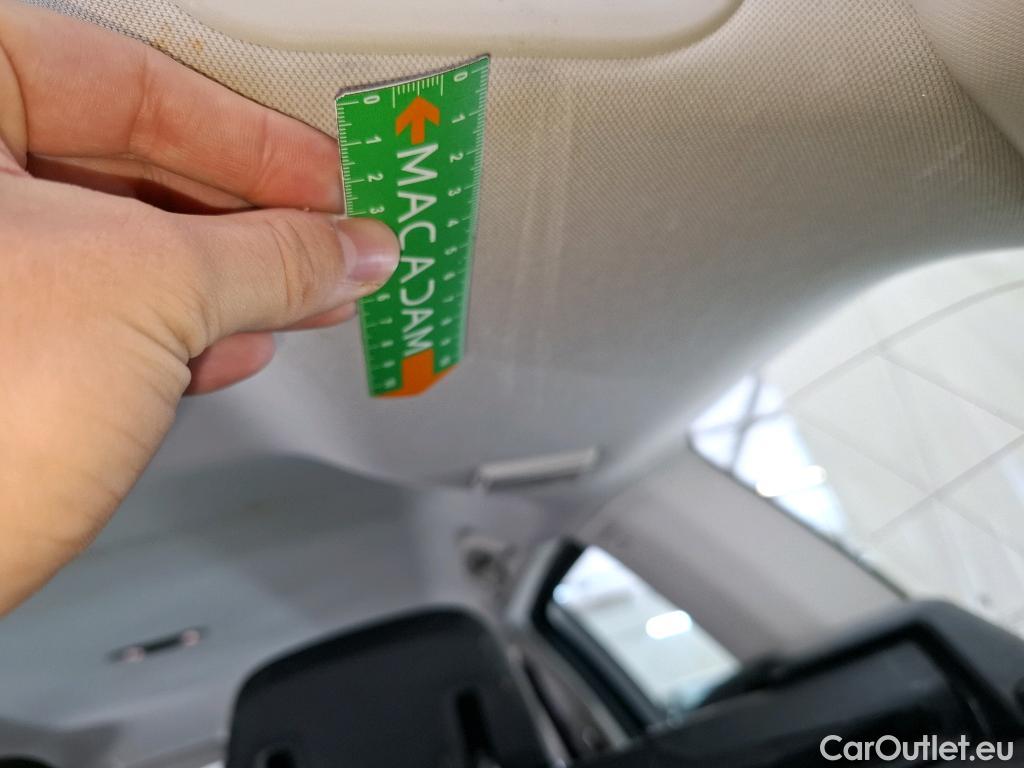  Bmw  Serie 3 BMW Série 3 Touring / 2022 / 5P / Break 316d 122ch Business Design BVA8 #24