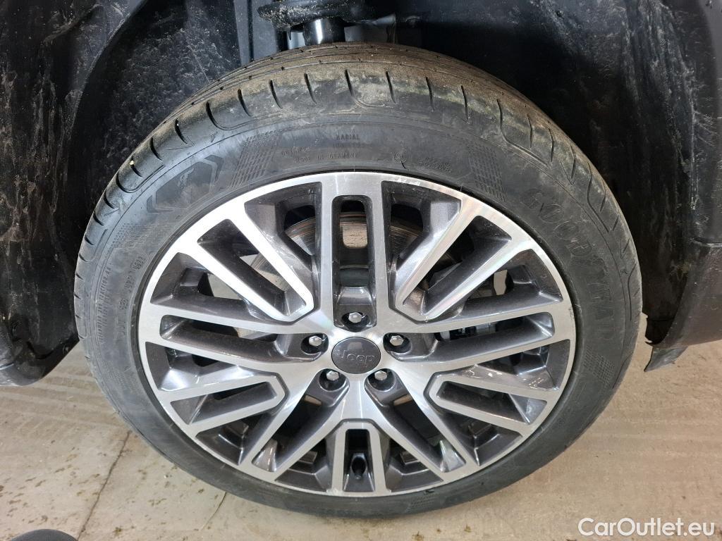  Jeep  Compass JEEP  / 2021 / 5P / SUV 1.3 TURBO T4 190 4XE LIMITED #30