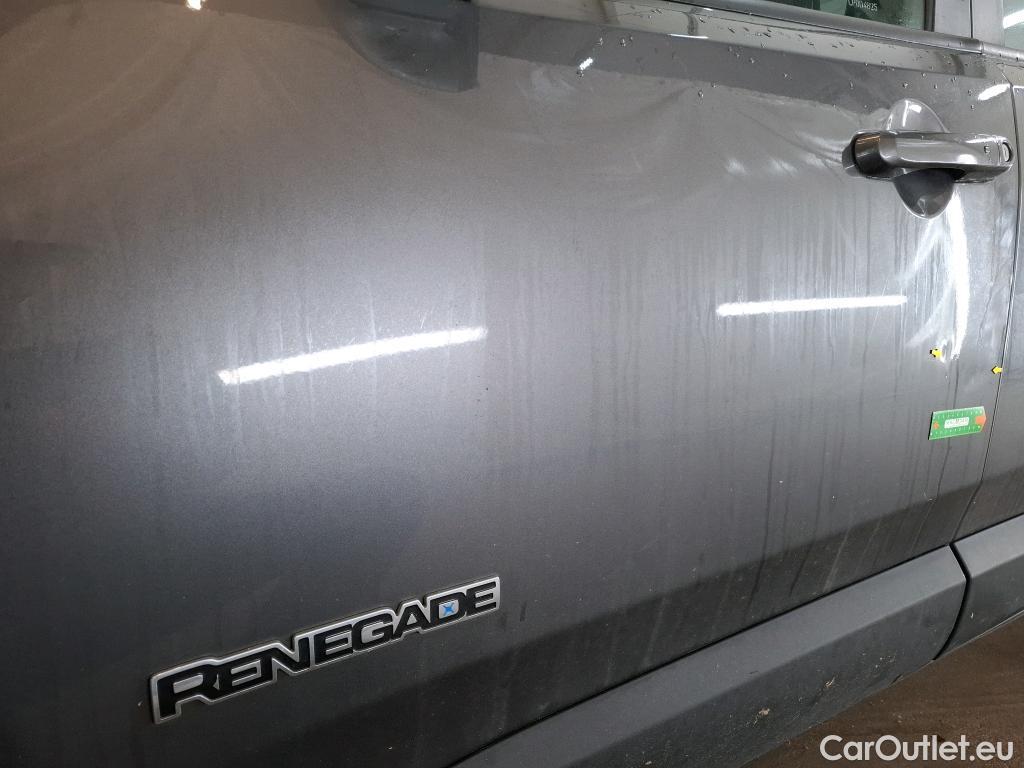  Jeep  Patriot JEEP Renegade / 2018 / 5P / SUV 1.3 TURBO T4 190PS 4XE LIMITED #1