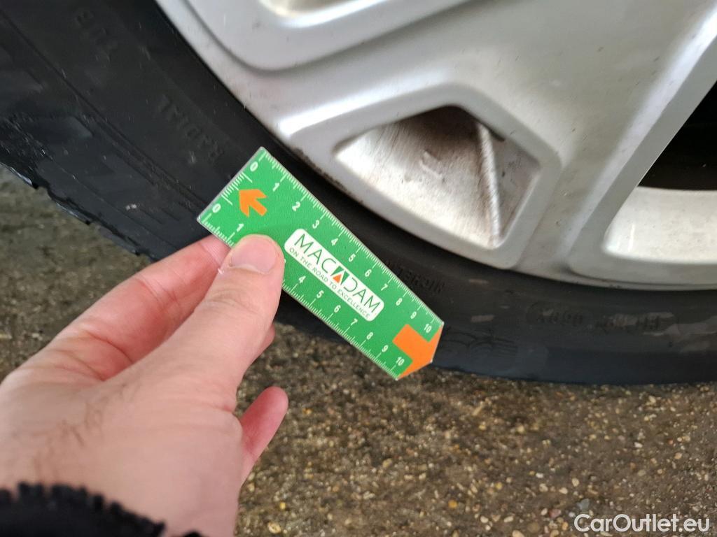  Jeep  Patriot JEEP Renegade / 2018 / 5P / SUV 1.3 TURBO T4 190PS 4XE LIMITED #18