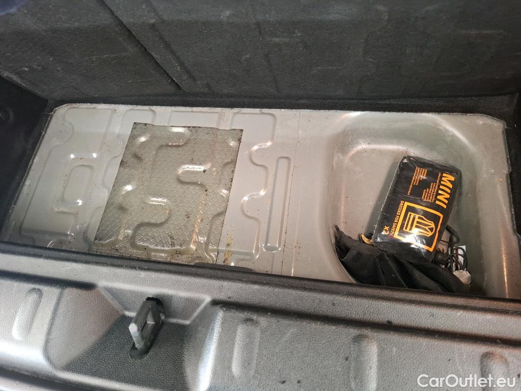  Mini  Mini   / 2014 / 3P / Berline Cooper SE Finition Business 184 ch BVA #29