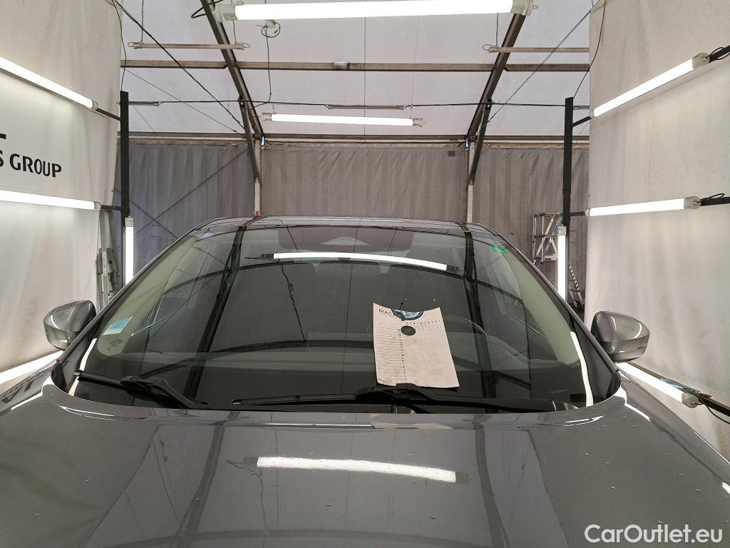  Nissan  Qashqai NISSAN  / 2021 / 5P / Crossover 1.3 MHEV 158ch Xtronic Business Edition CD LOT700 #1