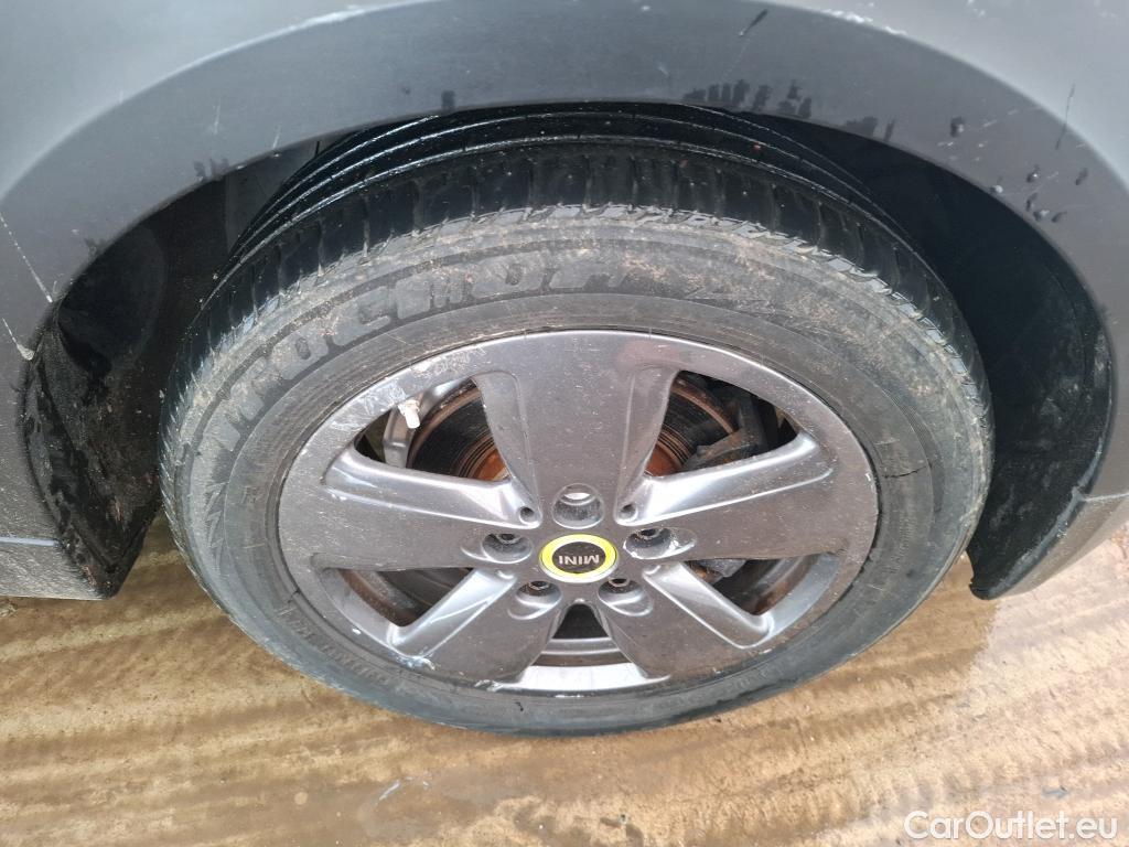  Mini  Mini   / 2014 / 3P / Berline Cooper SE Finition Business 184 ch BVA #20