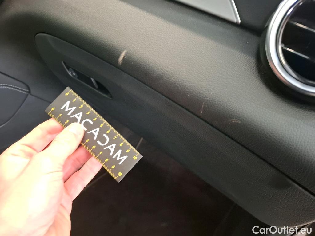  Mercedes  G-Klasee MERCEDES-BENZ GLC / 2019 / 5P / SUV GLC 300 e Business Line 4Matic #1