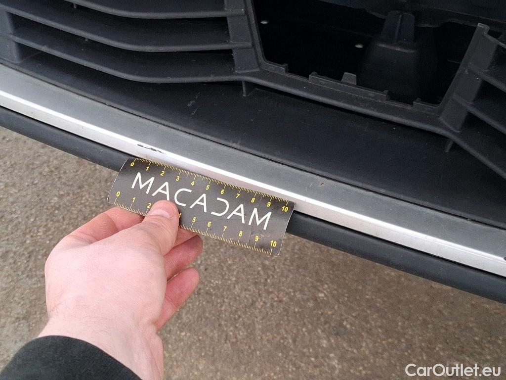  Peugeot  2008  Allure Business 1.5 HDi 130CV BVA8 E6d #28