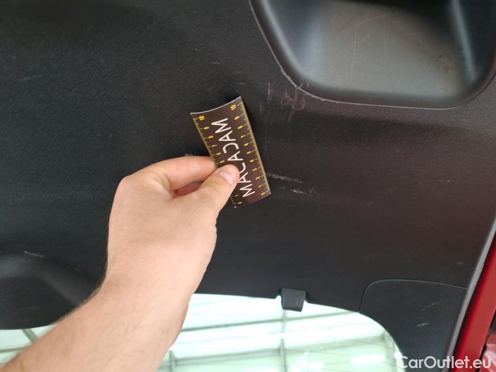  Peugeot  2008  Allure 1.2 PureTech 110CV BVA6 E6 #35