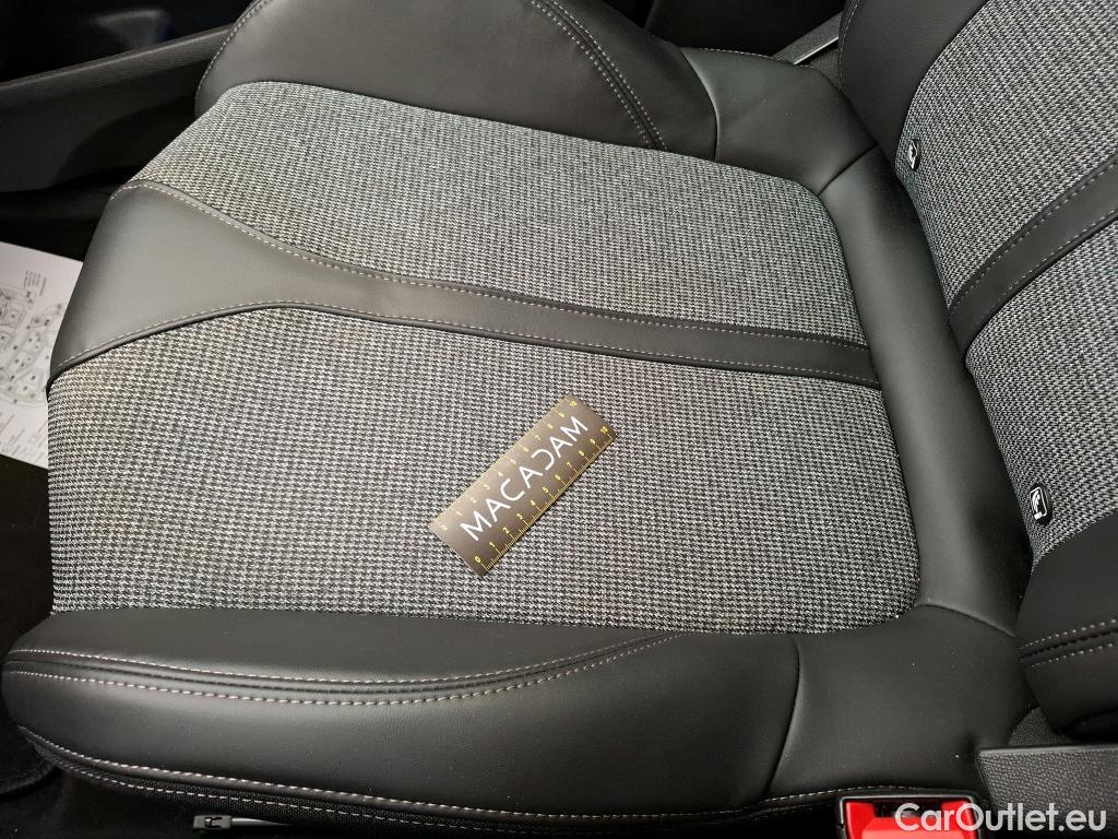  Peugeot  3008  Allure Business 1.2 PureTech 130CV BVA6 E6 #11