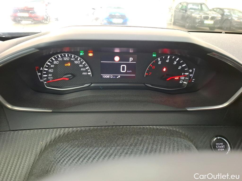  Peugeot  2008  Allure Business 1.5 HDi 130CV BVA8 E6d #40