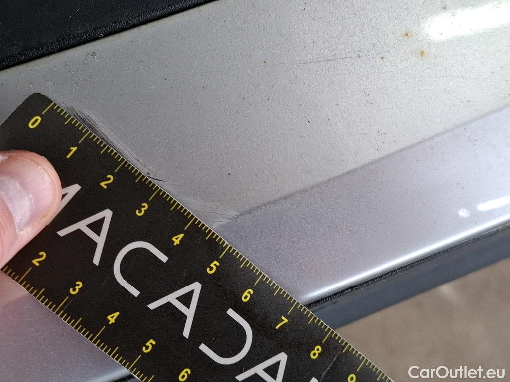  Peugeot  2008  Allure Business 1.5 HDi 130CV BVA8 E6d #33