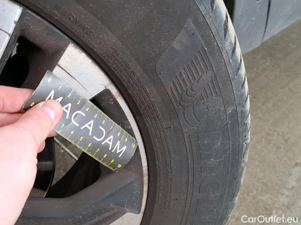  Peugeot  2008  Allure Business 1.5 HDi 130CV BVA8 E6d #14