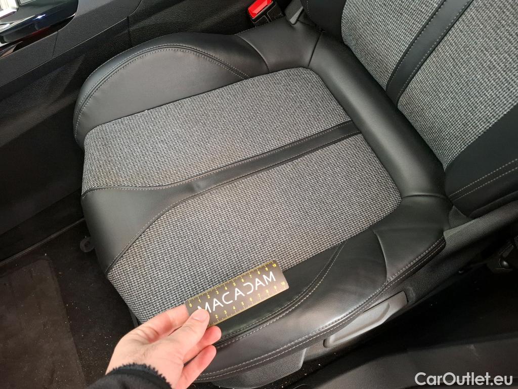  Peugeot  3008  Allure Business 1.2 PureTech 130CV BVA6 E6 #12