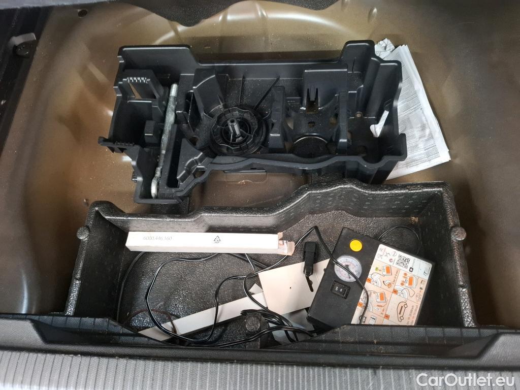  Peugeot  2008  Active 1.5 HDi 100CV BVM6 E6d #46