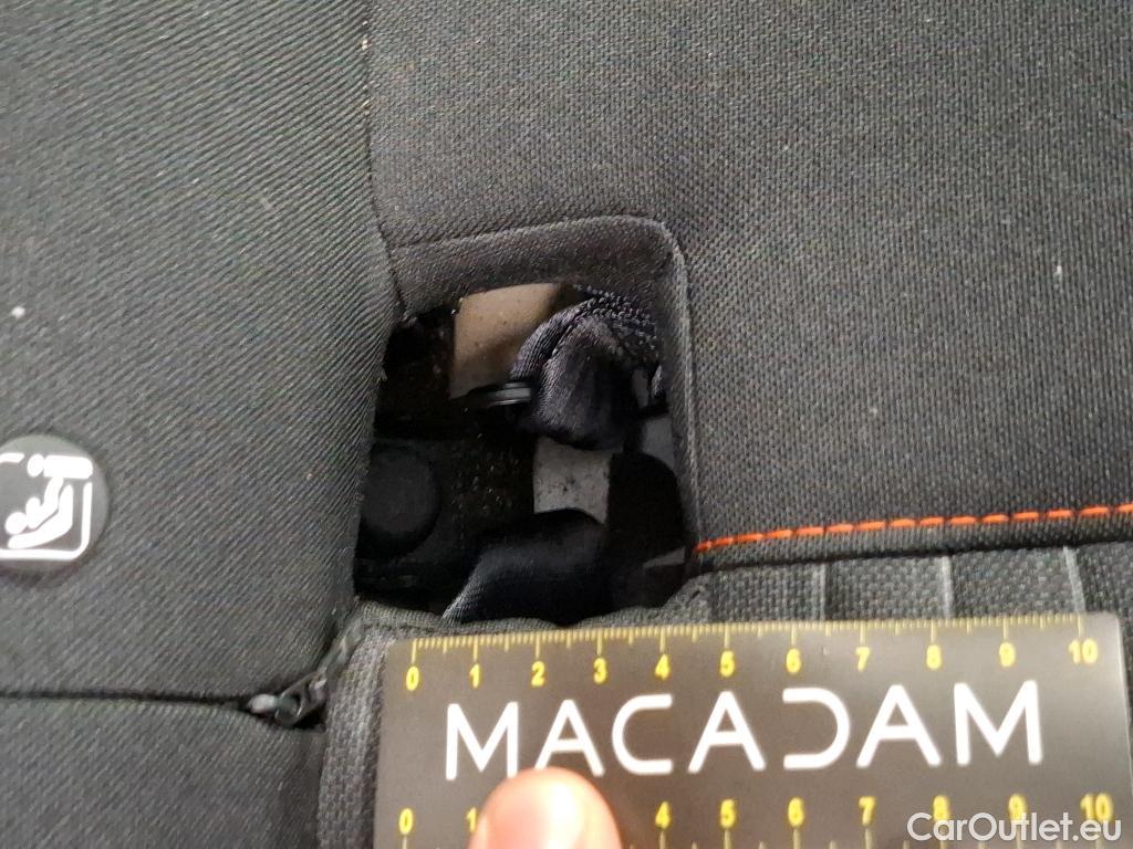  Peugeot  2008  Active Business 1.5 HDi 130CV BVA8 E6d #18