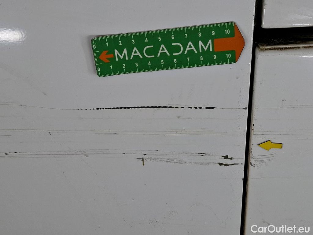  Peugeot  Expert  Kombi L2 1.5 HDi 120CV BVM6 9 Sieges E6dT #53