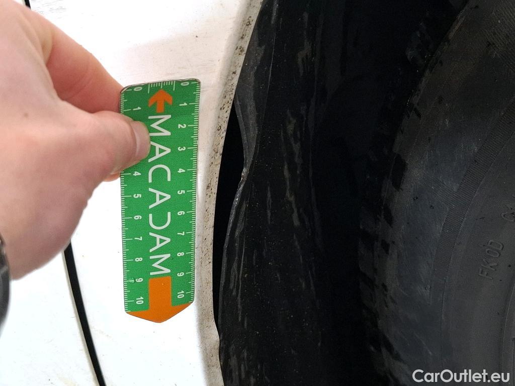  Peugeot  Expert  Kombi L2 1.5 HDi 120CV BVM6 9 Sieges E6dT #83