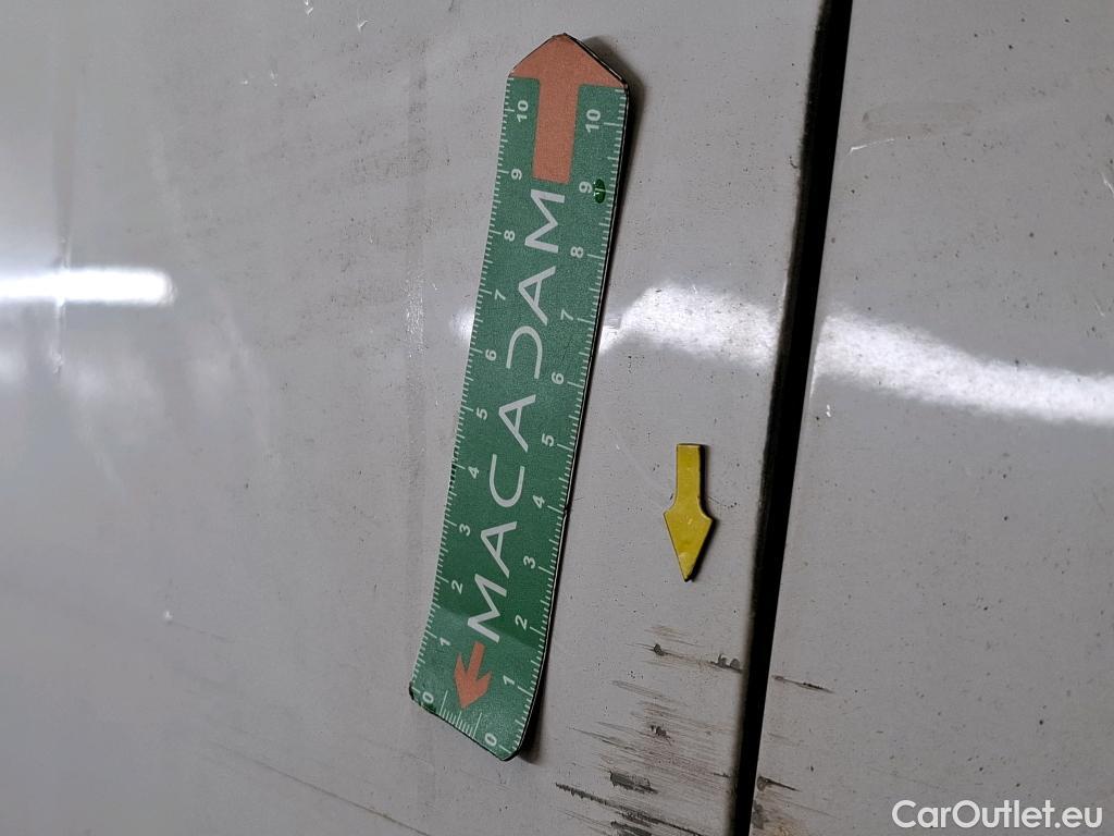  Peugeot  Expert  Kombi L2 1.5 HDi 120CV BVM6 9 Sieges E6dT #36