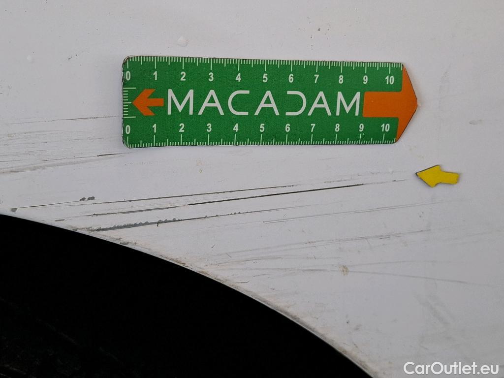  Peugeot  Expert  Kombi L2 1.5 HDi 120CV BVM6 9 Sieges E6dT #63