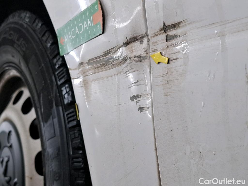  Peugeot  Expert  Kombi L2 1.5 HDi 120CV BVM6 9 Sieges E6dT #22